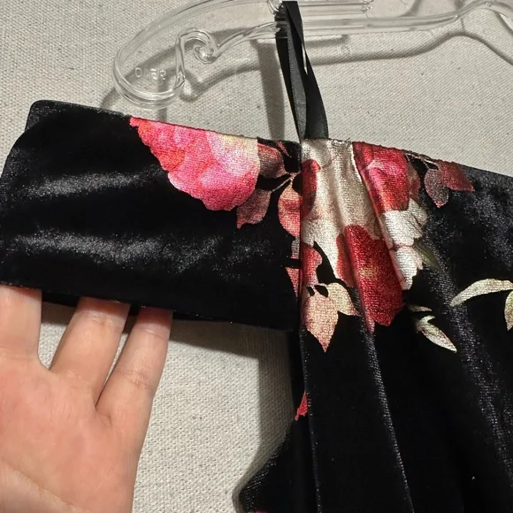 NWT Adrianna Papell Metallic Floral Off Shoulder Velvet Dress - size 14 - Picture 4 of 6